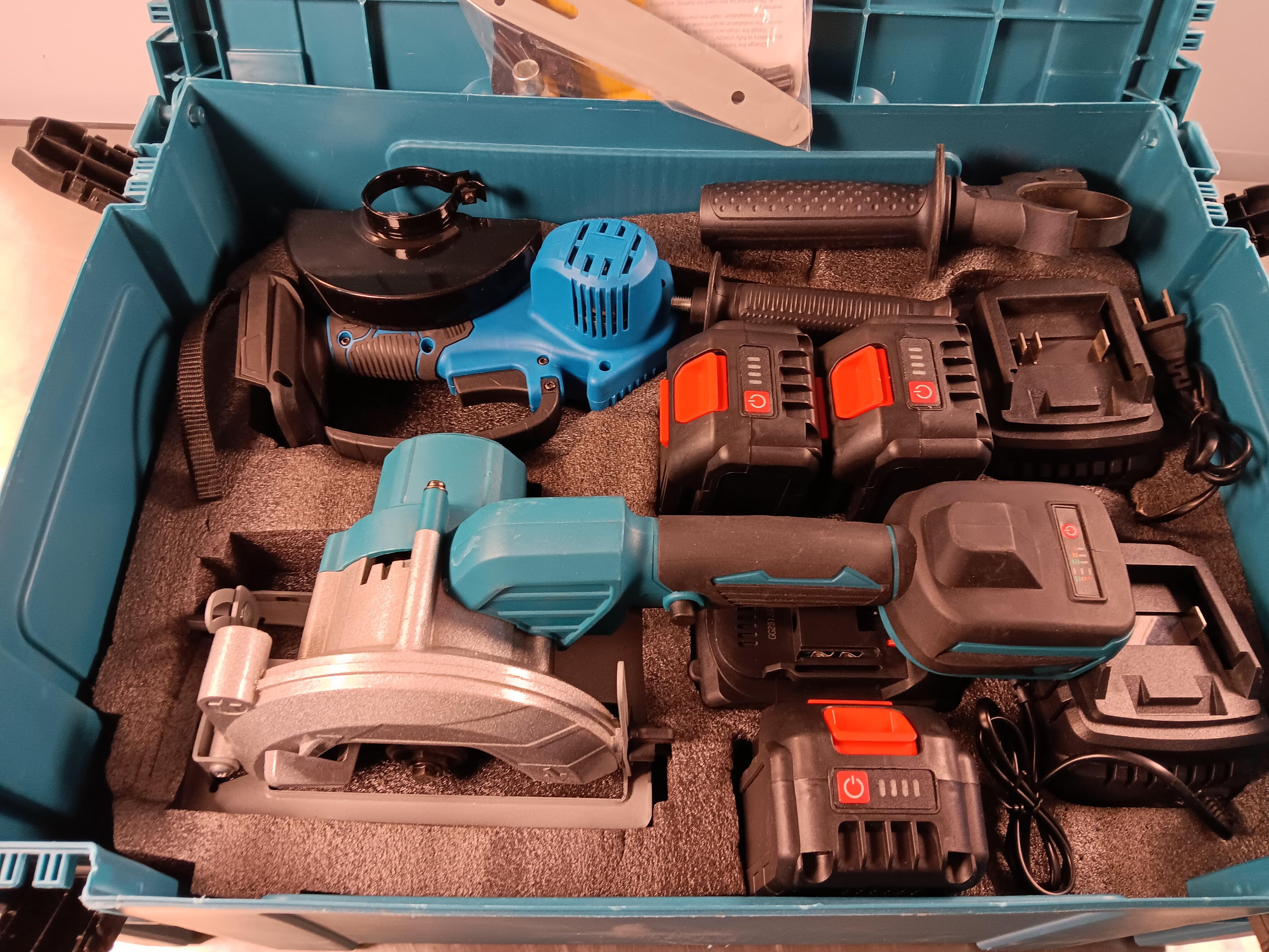 6-PIECE POWER TOOL SET